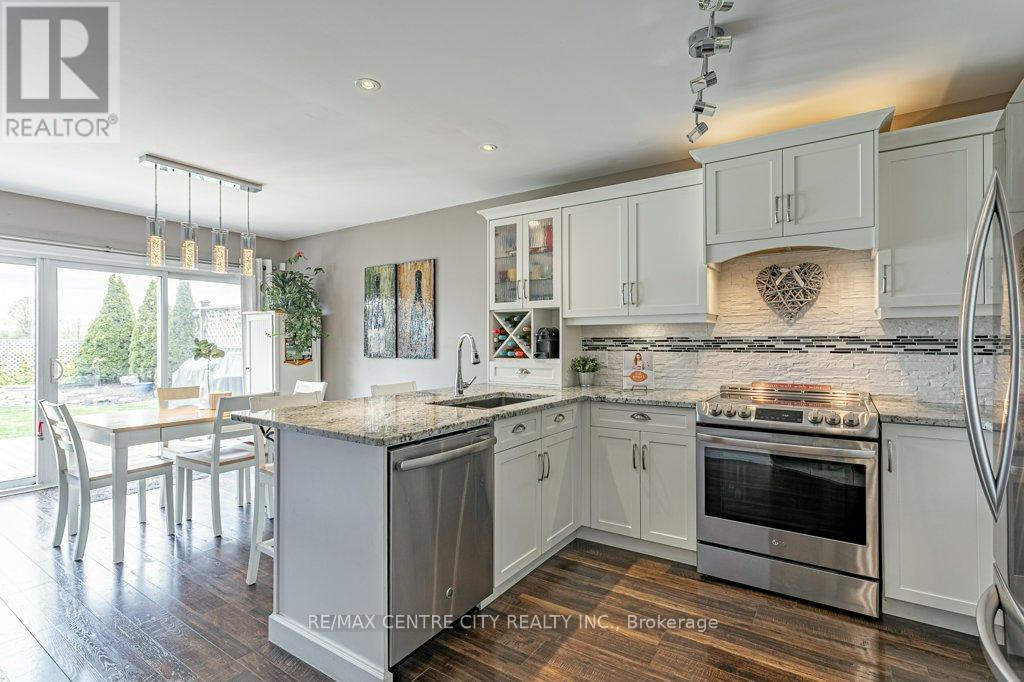 45 Riverbank Drive, St. Thomas, Ontario  N5P 4M8 - Photo 20 - X13482528