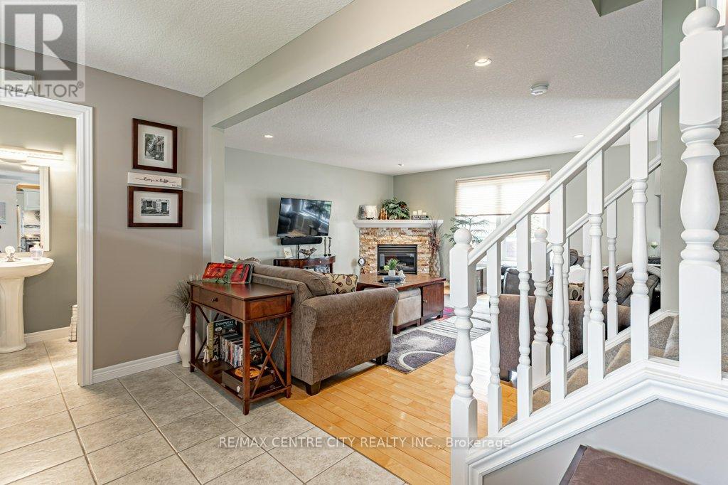45 Riverbank Drive, St. Thomas, Ontario  N5P 4M8 - Photo 9 - X13482528