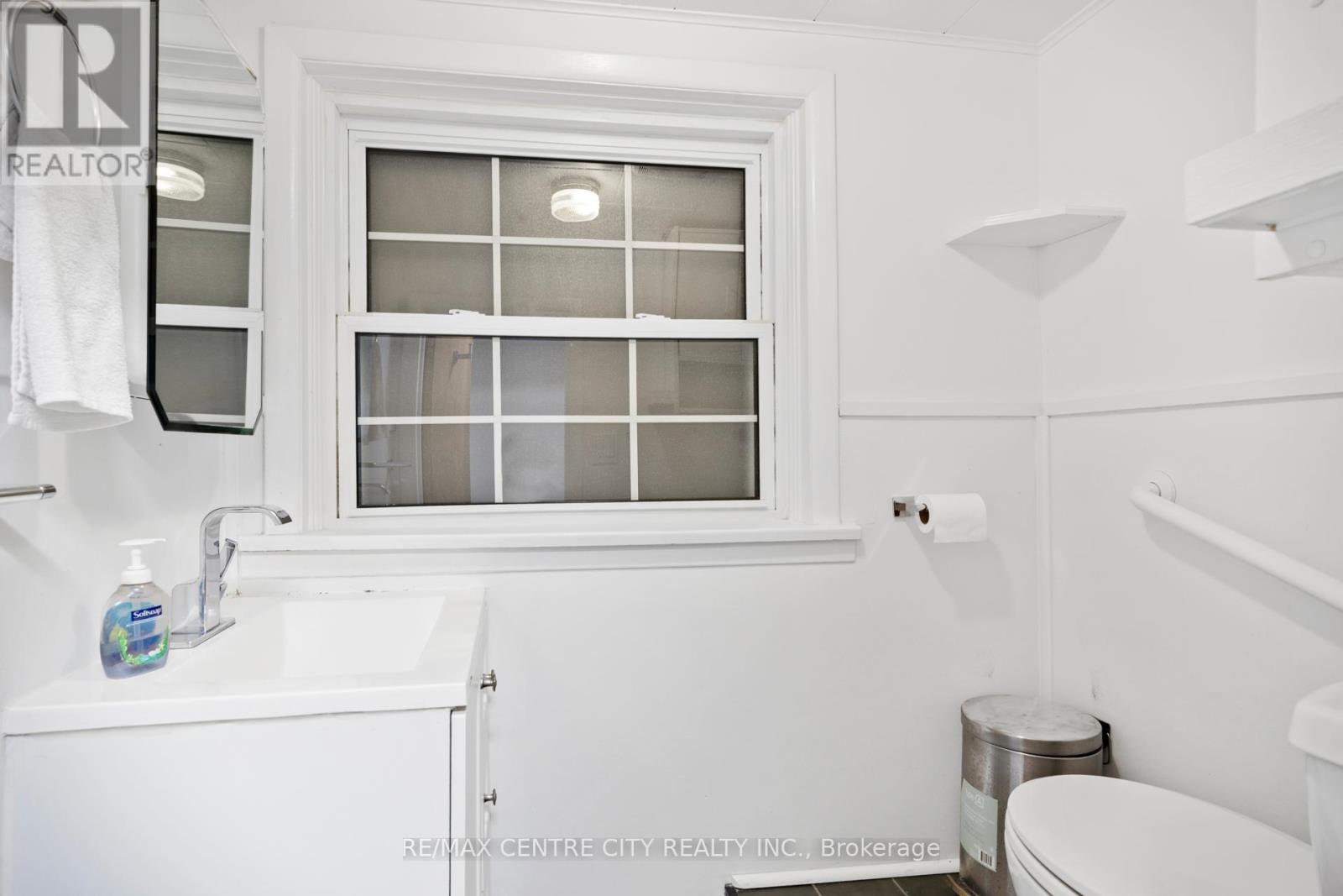 46 Brentwood Crescent, London North, Ontario  N6G 1X2 - Photo 29 - X13482584