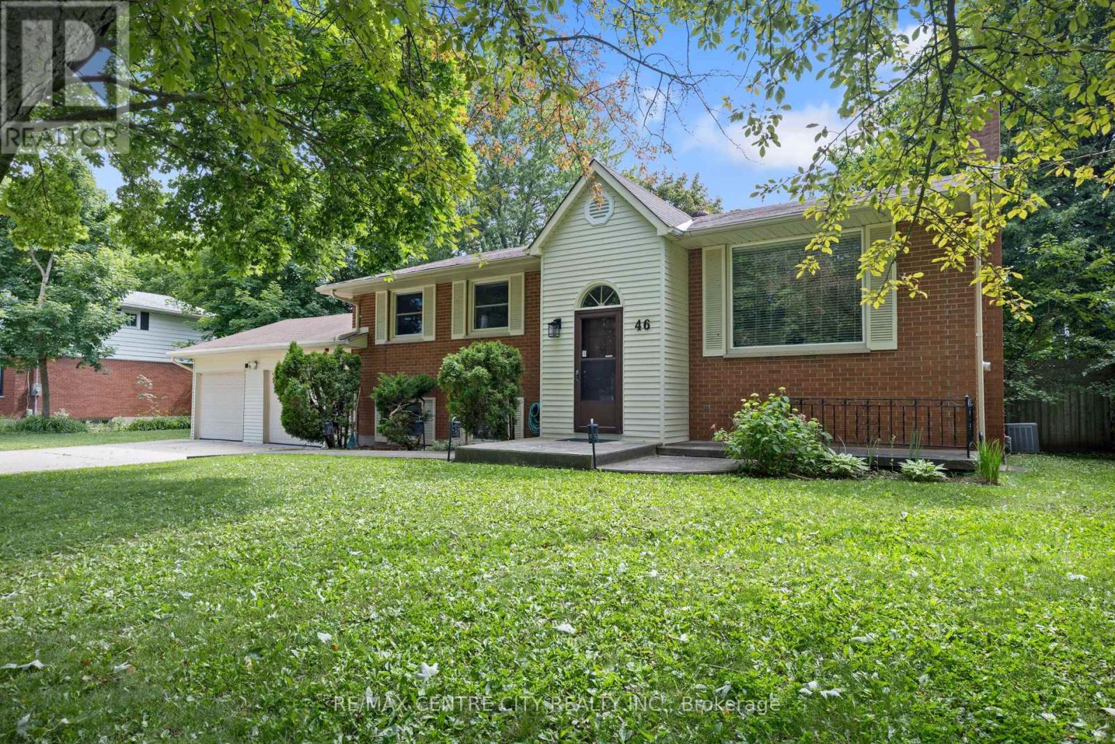 46 Brentwood Crescent, London North, Ontario  N6G 1X2 - Photo 3 - X13482584