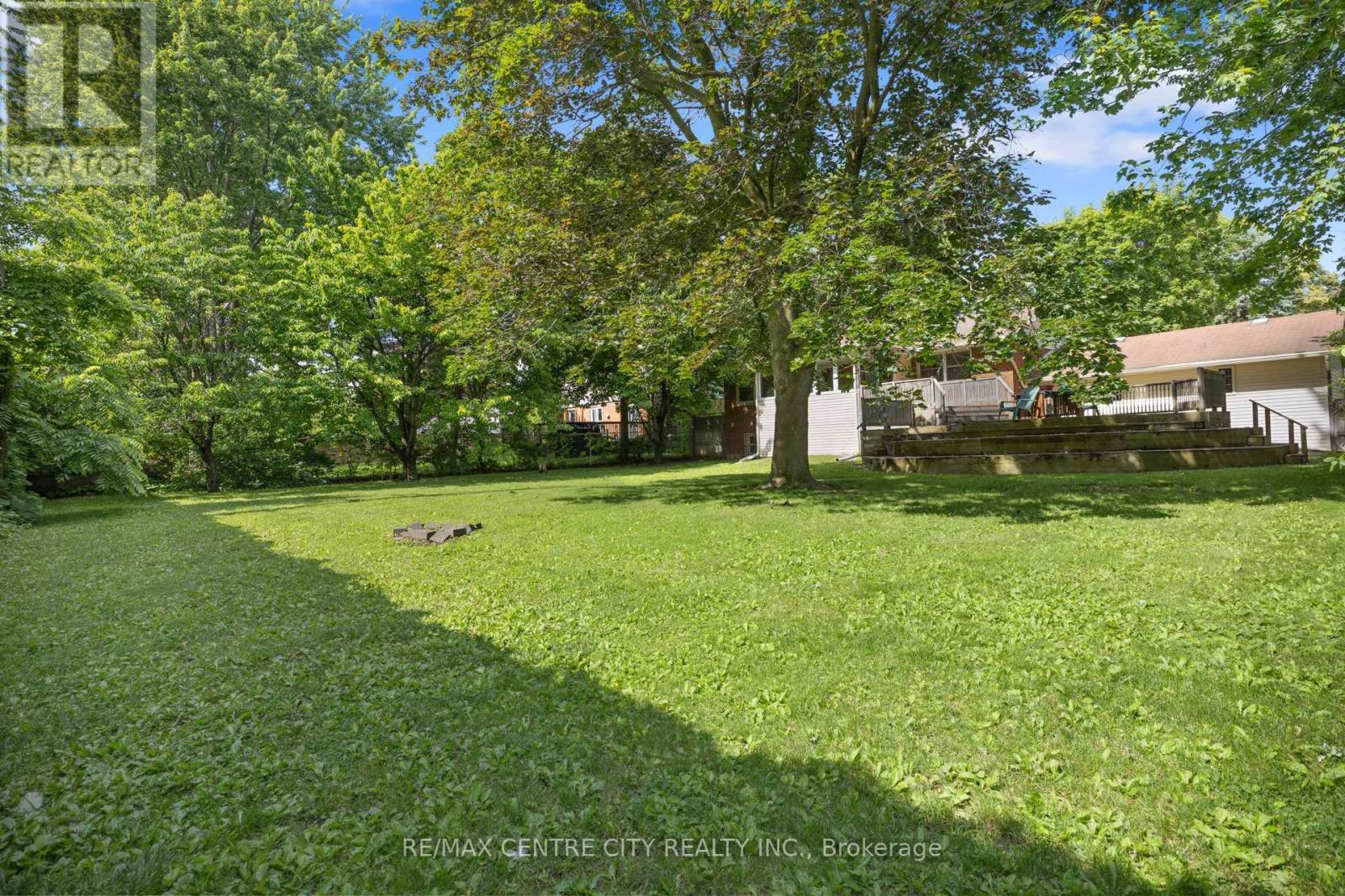 46 Brentwood Crescent, London North, Ontario  N6G 1X2 - Photo 36 - X13482584