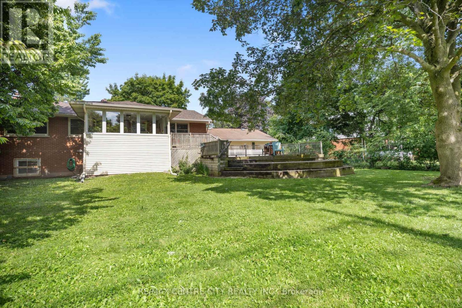 46 Brentwood Crescent, London North, Ontario  N6G 1X2 - Photo 37 - X13482584