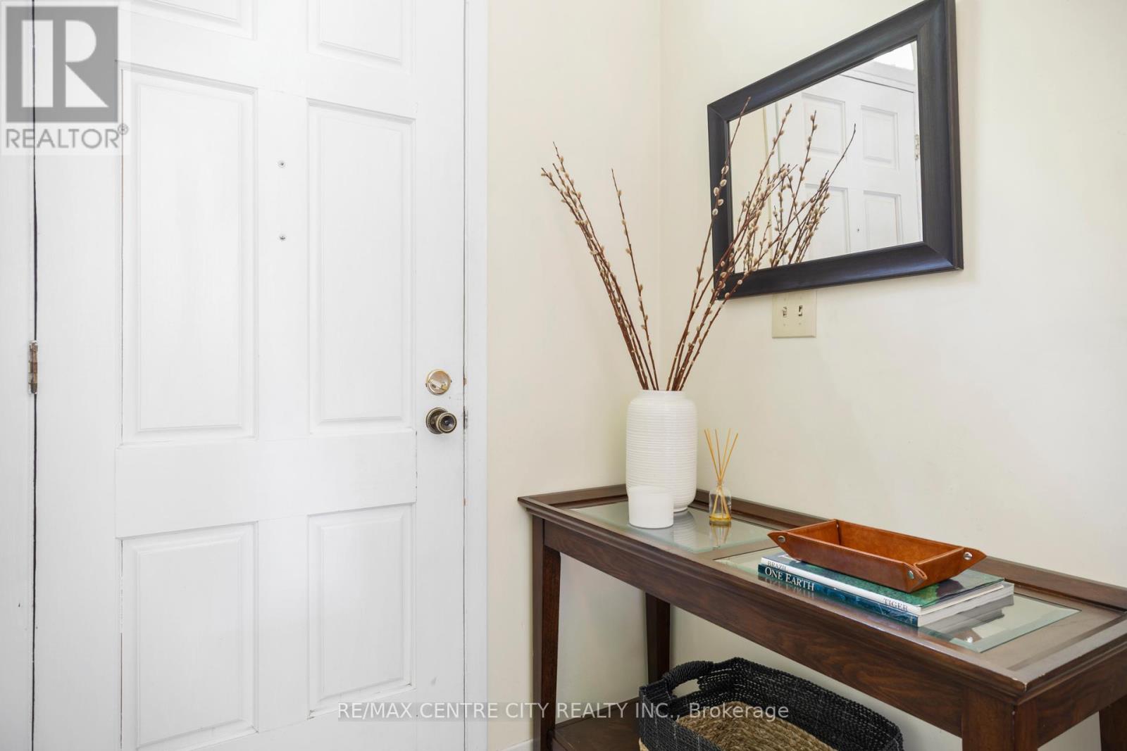 46 Brentwood Crescent, London North, Ontario  N6G 1X2 - Photo 4 - X13482584