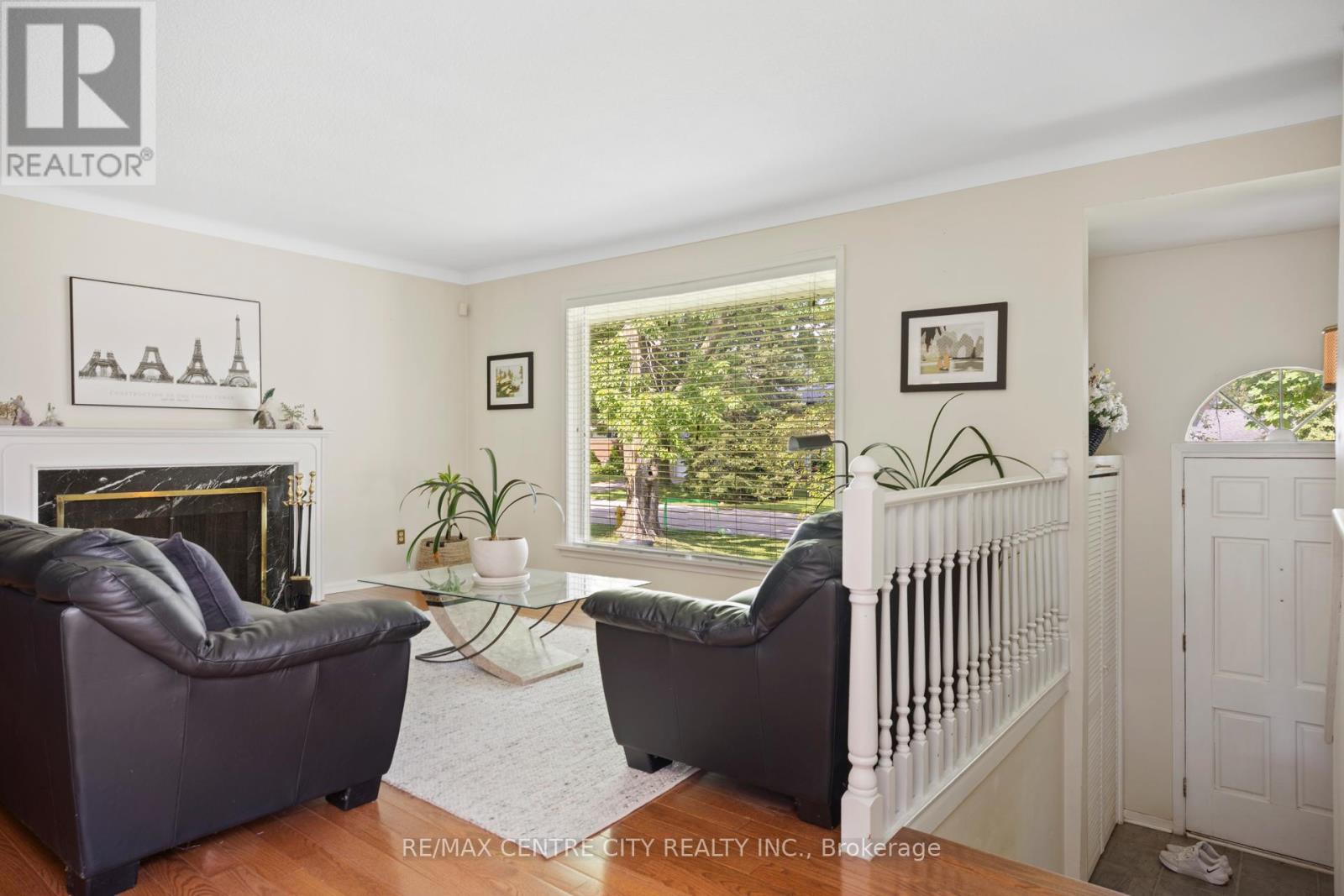 46 Brentwood Crescent, London North, Ontario  N6G 1X2 - Photo 5 - X13482584