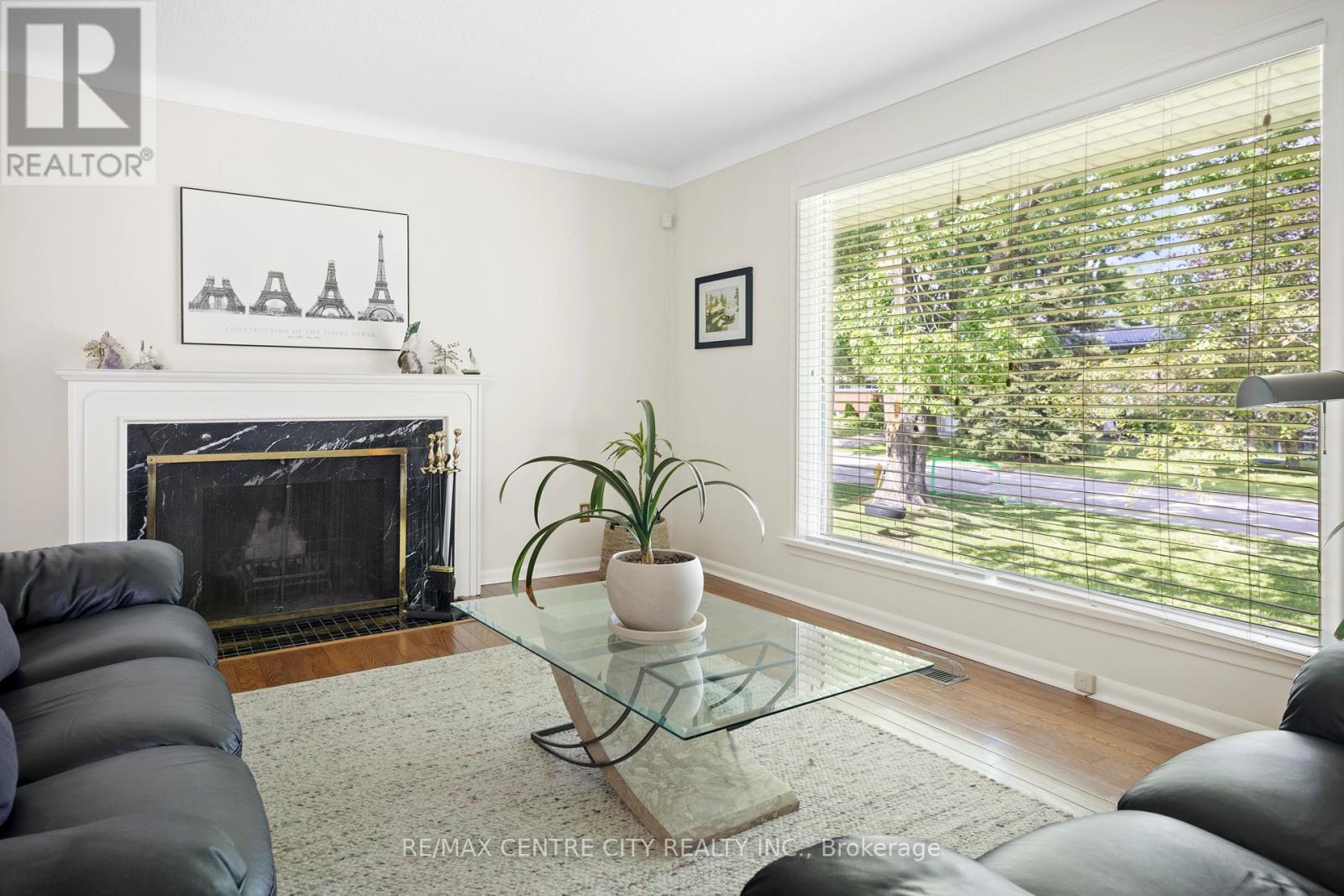 46 Brentwood Crescent, London North, Ontario  N6G 1X2 - Photo 6 - X13482584