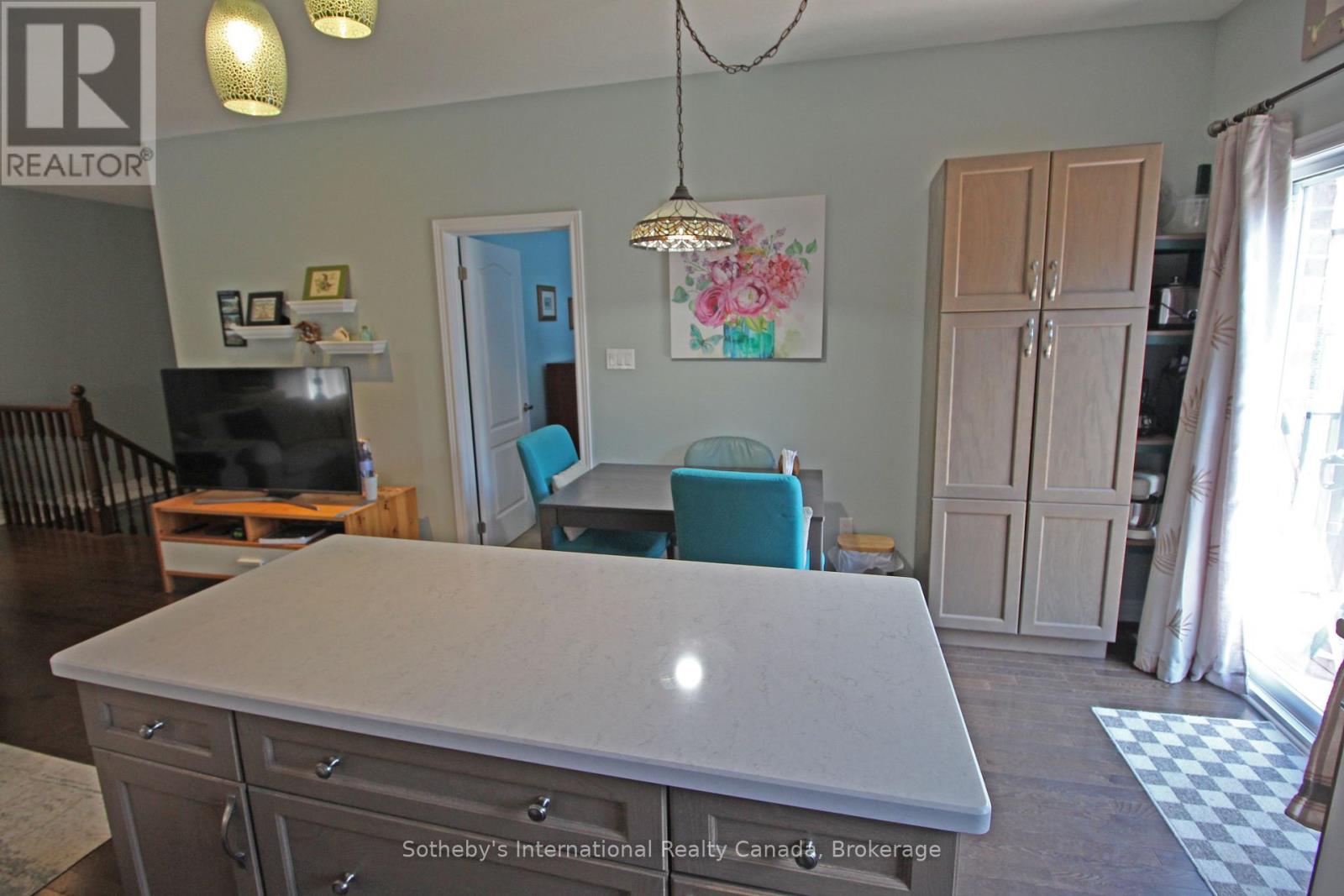 1047 Cook Drive S, Midland, Ontario  L4R 0E4 - Photo 9 - S13482524
