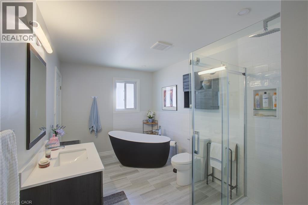 439 Woodrow Drive, Waterloo, Ontario  N2T 2V6 - Photo 24 - 40842553