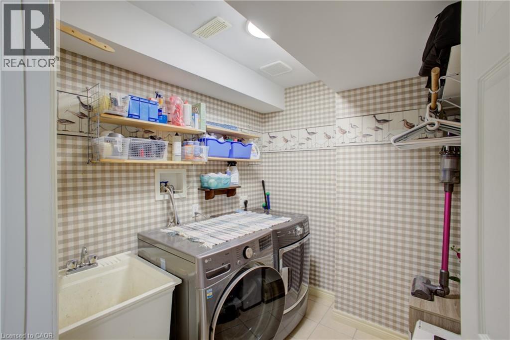 439 Woodrow Drive, Waterloo, Ontario  N2T 2V6 - Photo 30 - 40842553