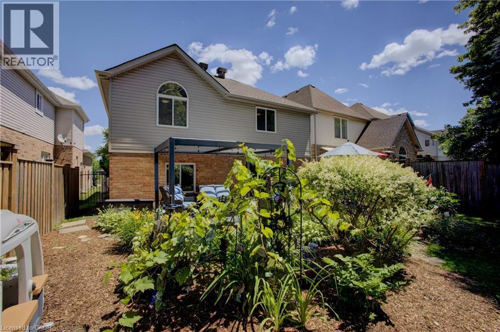 439 Woodrow Drive, Waterloo, Ontario  N2T 2V6 - Photo 37 - 40842553