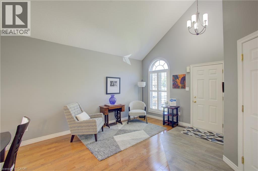 439 Woodrow Drive, Waterloo, Ontario  N2T 2V6 - Photo 6 - 40842553