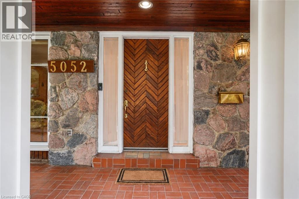 5052 Lakeshore Road, Burlington, Ontario  L7L 1B9 - Photo 6 - 40840868