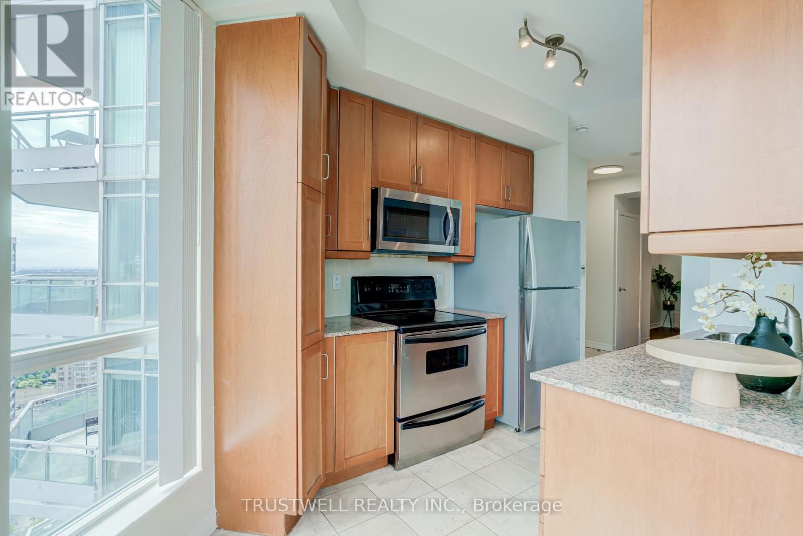 2210 - 60 Byng Avenue, Toronto, Ontario M2N 7K3 - Photo 7 - C13482540