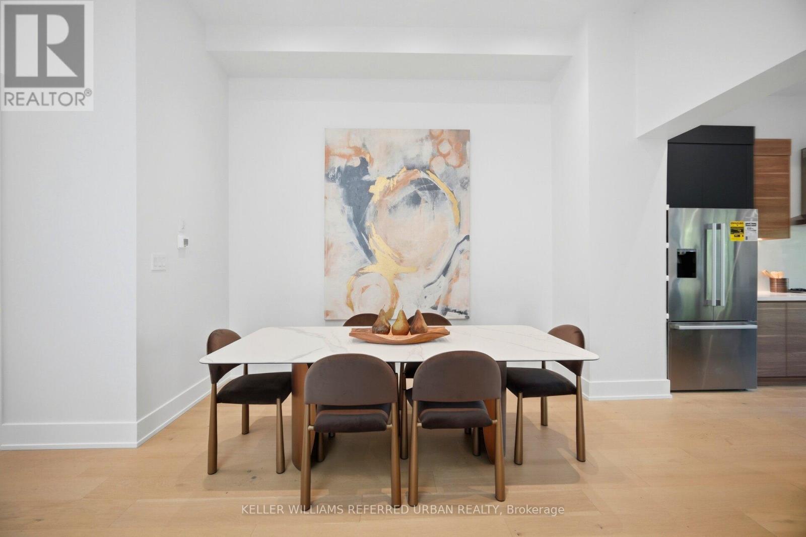 56 Elma Street, Toronto, Ontario  M8V 1X8 - Photo 4 - W13430536