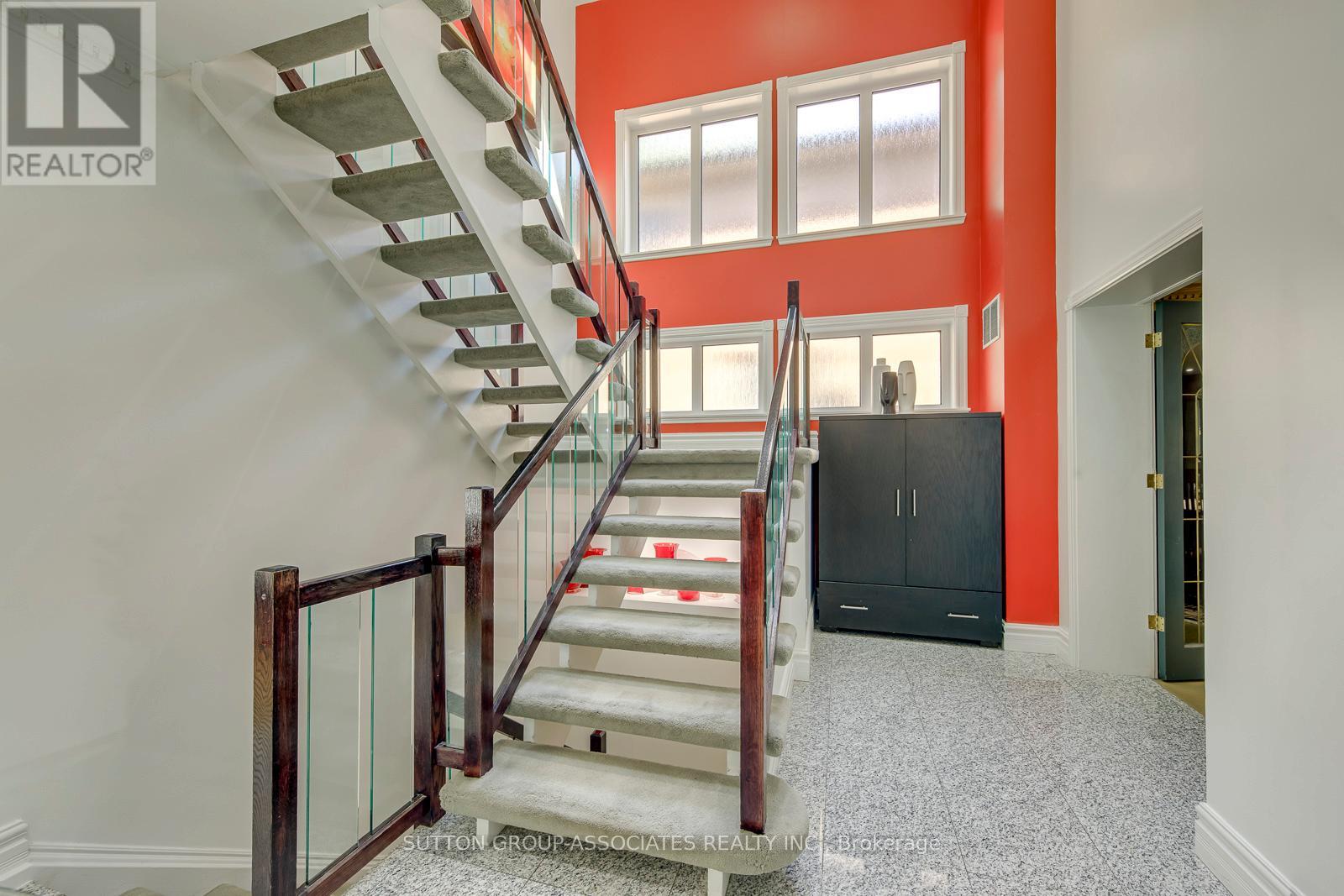 18 Martin Grove Road, Toronto, Ontario  M9B 4J9 - Photo 12 - W13460792
