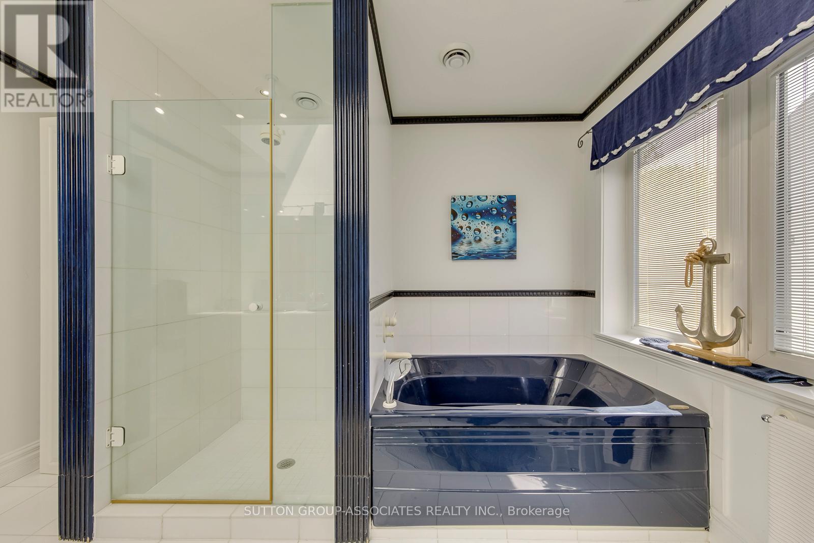 18 Martin Grove Road, Toronto, Ontario  M9B 4J9 - Photo 21 - W13460792