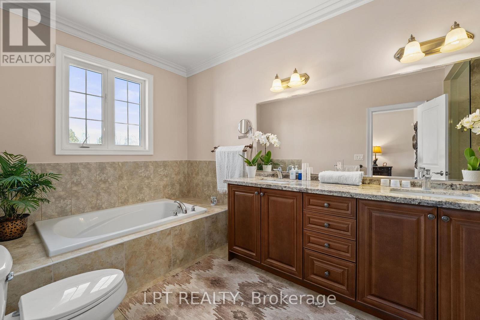 18 Wolford Court, Georgina, Ontario  L4P 0B1 - Photo 22 - N13482506