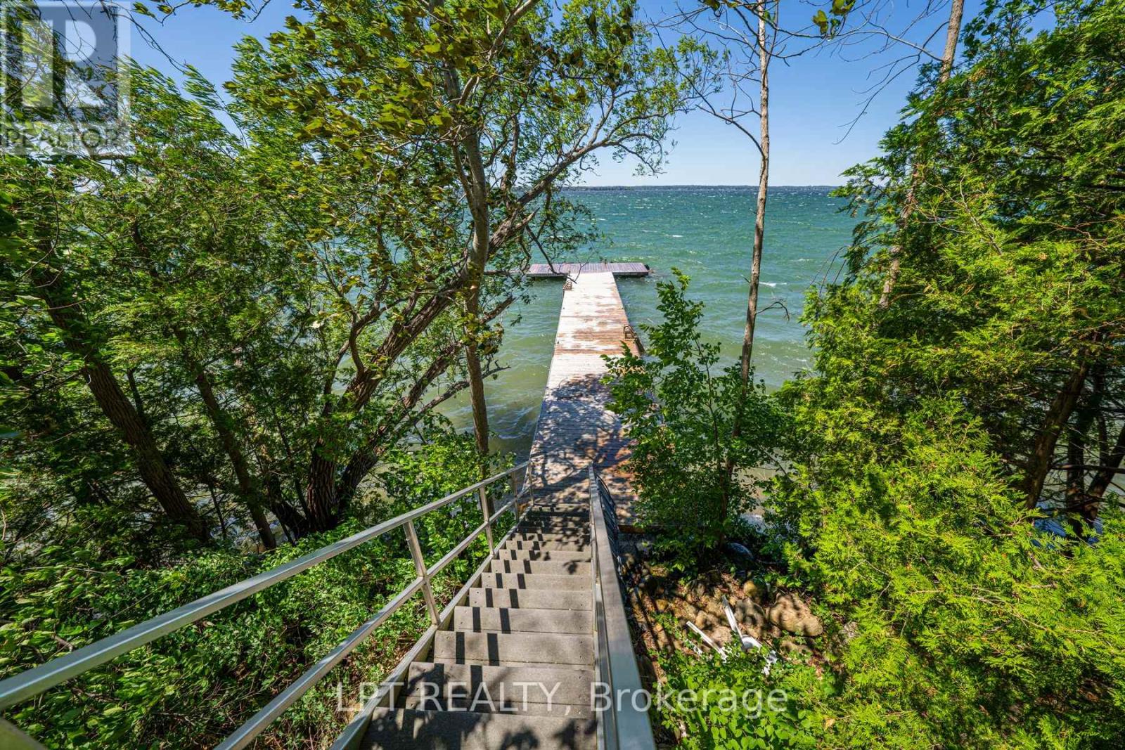 18 Wolford Court, Georgina, Ontario  L4P 0B1 - Photo 45 - N13482506