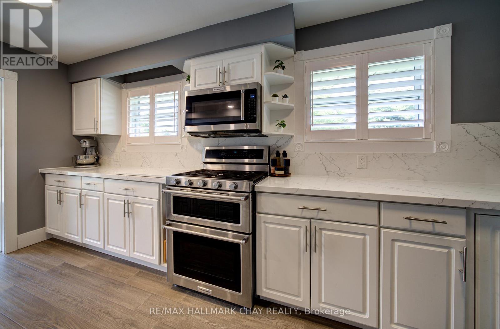 247 St. Vincent Street, Barrie (Wellington), Ontario L4M 3Z7 - Photo 10 - S13482526