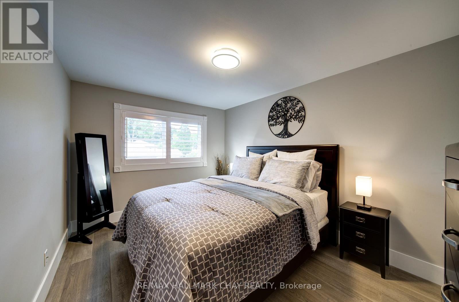 247 St. Vincent Street, Barrie (Wellington), Ontario L4M 3Z7 - Photo 15 - S13482526