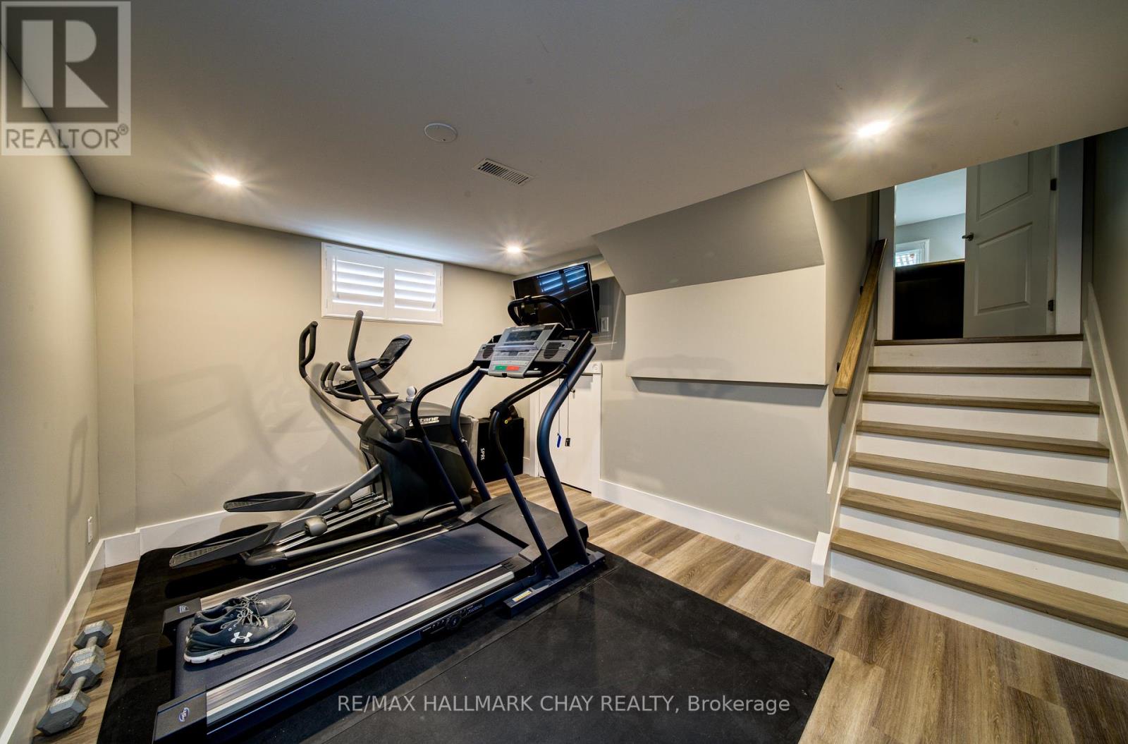 247 St. Vincent Street, Barrie (Wellington), Ontario L4M 3Z7 - Photo 21 - S13482526