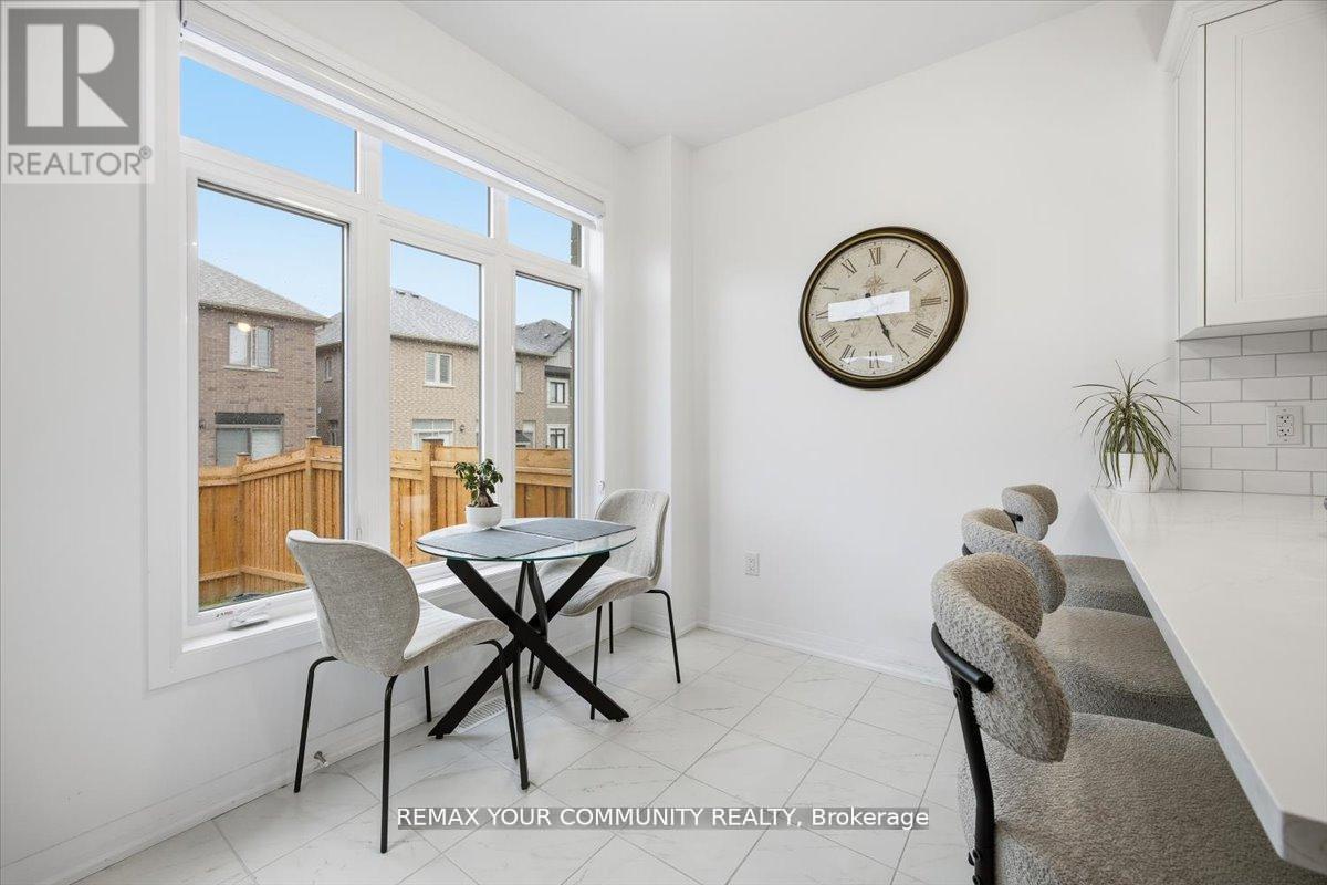 76 Sagewood Avenue, Barrie, Ontario  L9J 0K5 - Photo 10 - S13482616
