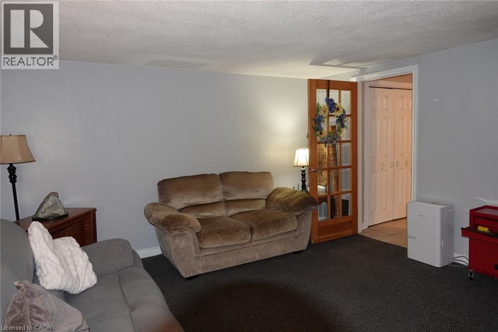 5475 Lakeshore Road E Unit# 9, Burlington, Ontario  L7L 1E1 - Photo 20 - 40842593