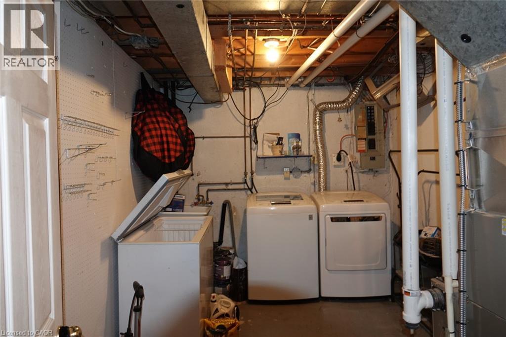 5475 Lakeshore Road E Unit# 9, Burlington, Ontario  L7L 1E1 - Photo 21 - 40842593