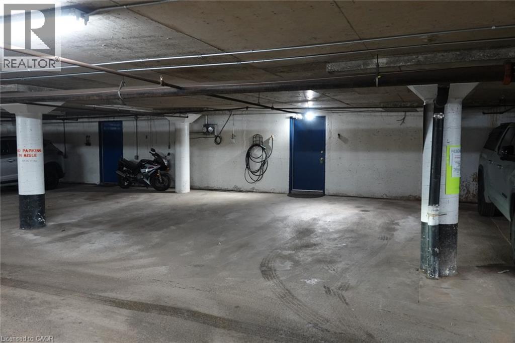 5475 Lakeshore Road E Unit# 9, Burlington, Ontario  L7L 1E1 - Photo 24 - 40842593