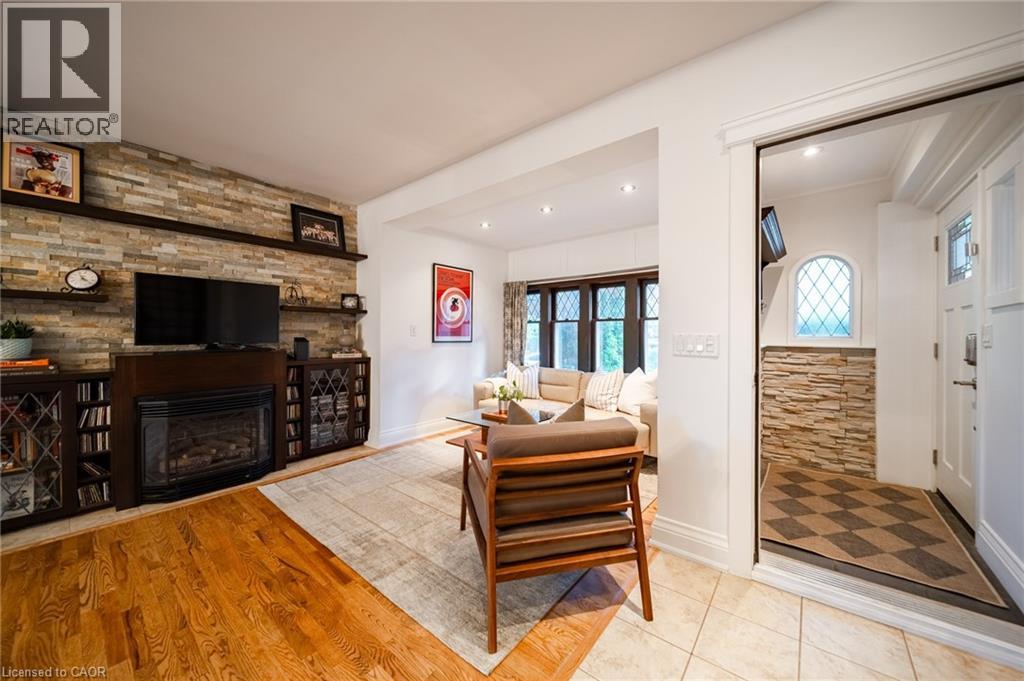 225 Oakmount Road, Toronto, Ontario  M6P 3K3 - Photo 10 - 40842551