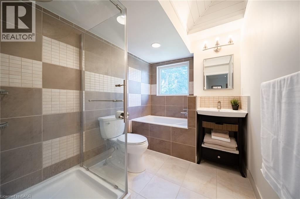 225 Oakmount Road, Toronto, Ontario  M6P 3K3 - Photo 35 - 40842551