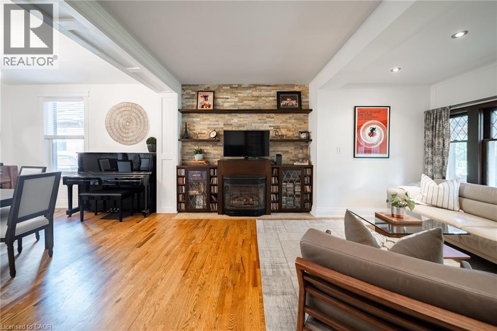 225 Oakmount Road, Toronto, Ontario  M6P 3K3 - Photo 8 - 40842551