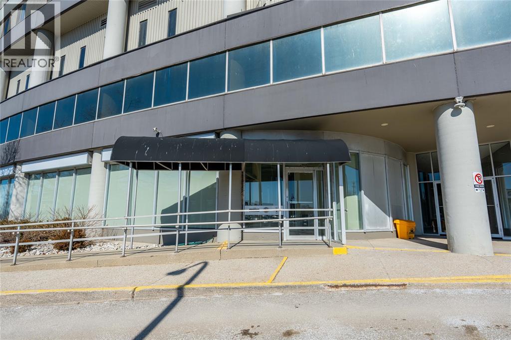 160 George Street, Sarnia, Ontario  N7T 7V3 - Photo 10 - 26015009
