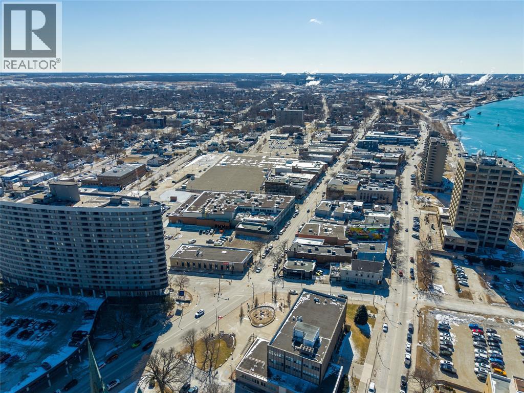 160 George Street, Sarnia, Ontario  N7T 7V3 - Photo 5 - 26015009