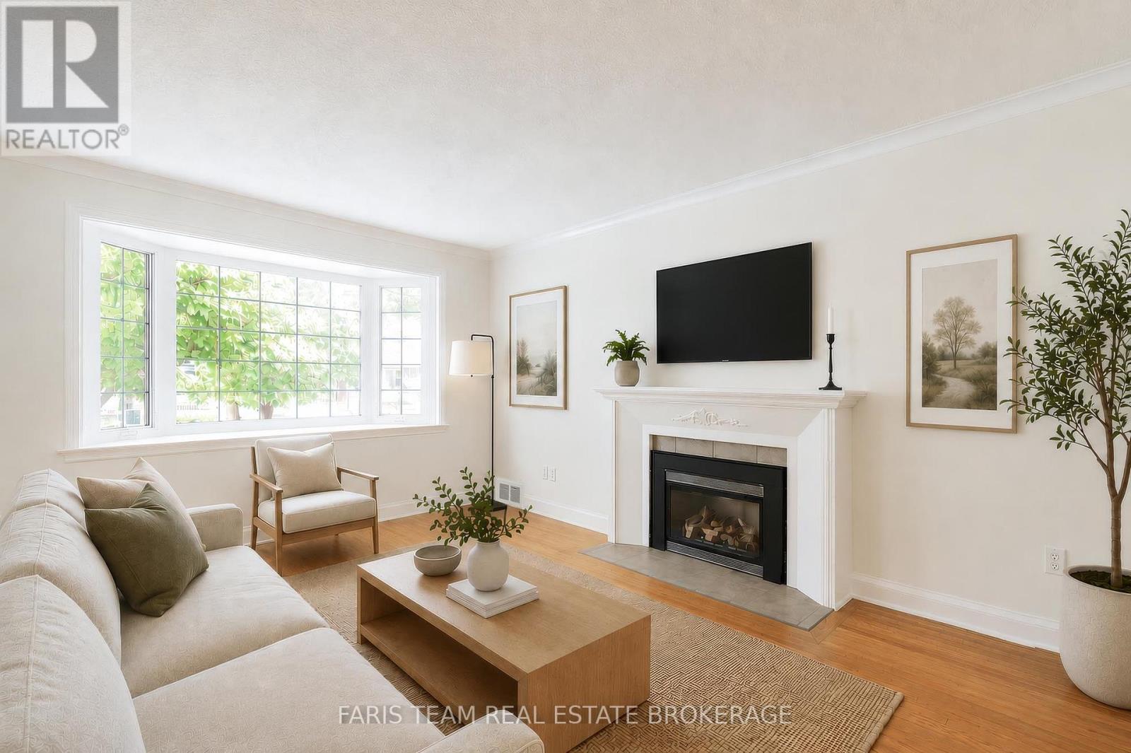 149 John Street, Toronto, Ontario  M9N 1J9 - Photo 11 - W13482544