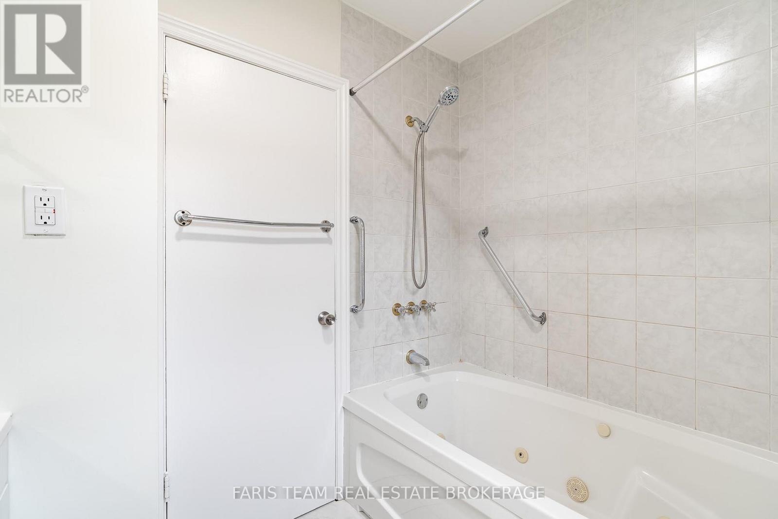 149 John Street, Toronto, Ontario  M9N 1J9 - Photo 18 - W13482544