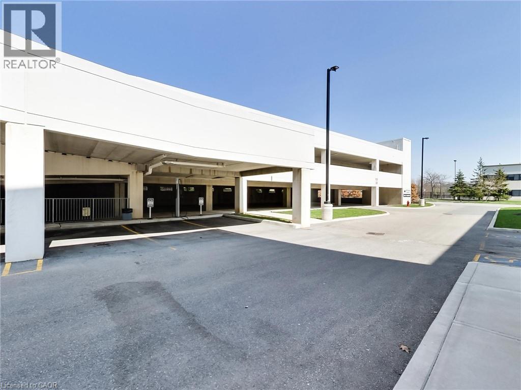 5045 Mainway Boulevard Unit# 201, Burlington, Ontario  L7L 5Z1 - Photo 11 - 40823588