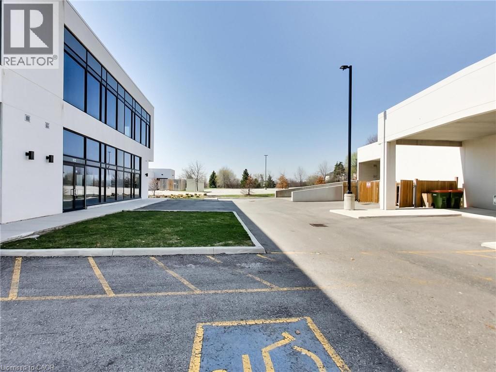 5045 Mainway Boulevard Unit# 201, Burlington, Ontario  L7L 5Z1 - Photo 13 - 40823588