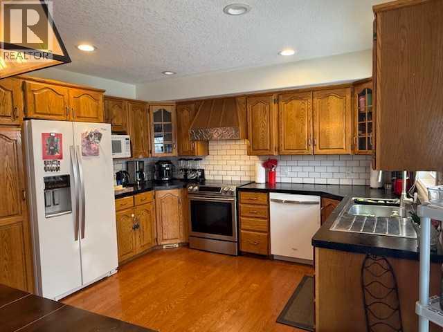 10801 104 Street, High Level, Alberta  T0H 1Z0 - Photo 9 - A2323792