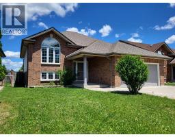 340 WHITE CRESCENT, Amherstburg, Ontario