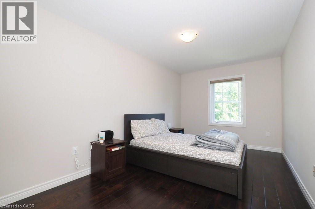 18 Robert Peel Road, Kitchener, Ontario N2H 0B3 - Photo 26 - 40840912