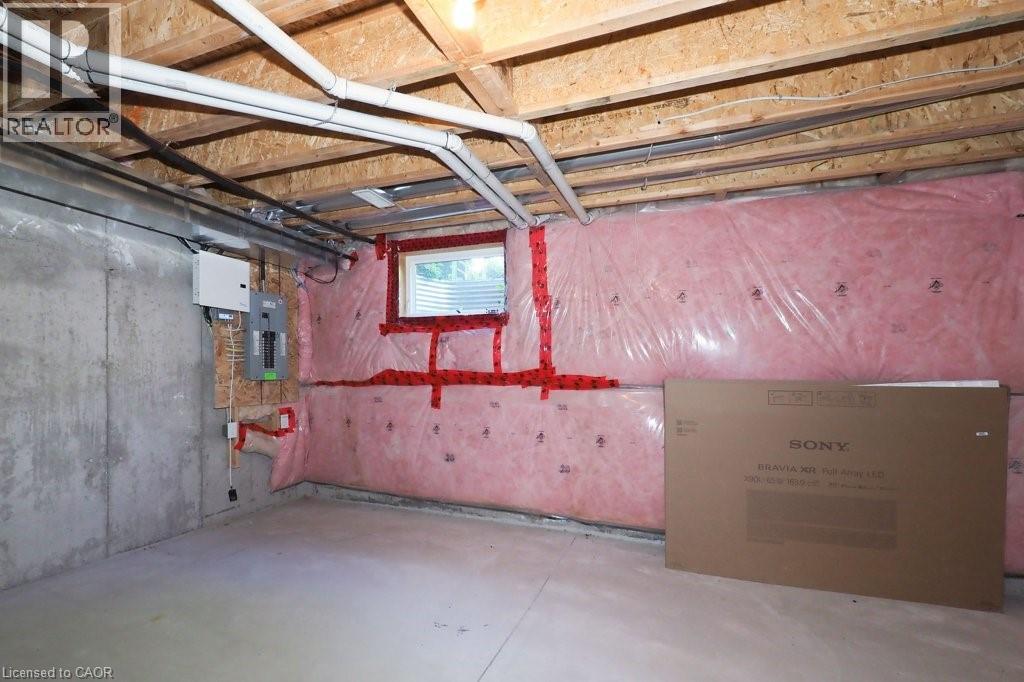 18 Robert Peel Road, Kitchener, Ontario N2H 0B3 - Photo 31 - 40840912