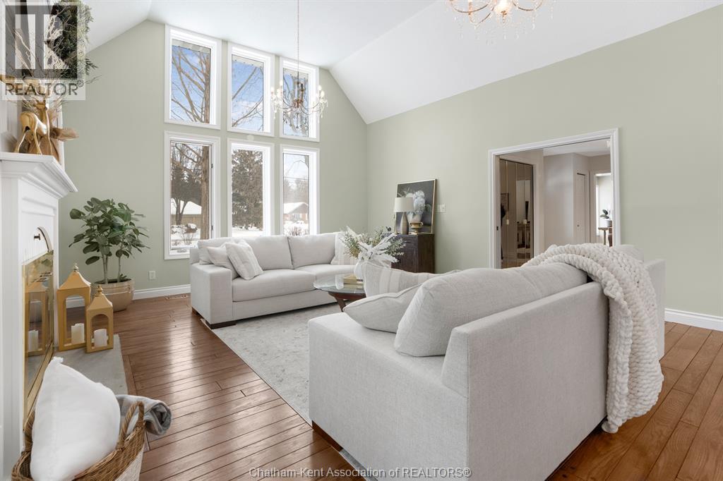 1821 Blackwell Road, Sarnia, Ontario  N7T 7H4 - Photo 11 - 26015010