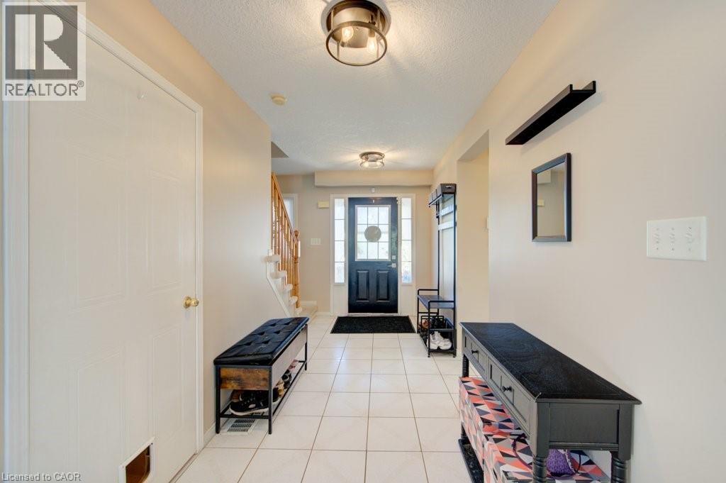 602 Mortimer Drive, Cambridge, Ontario  N3H 5R7 - Photo 5 - 40834406