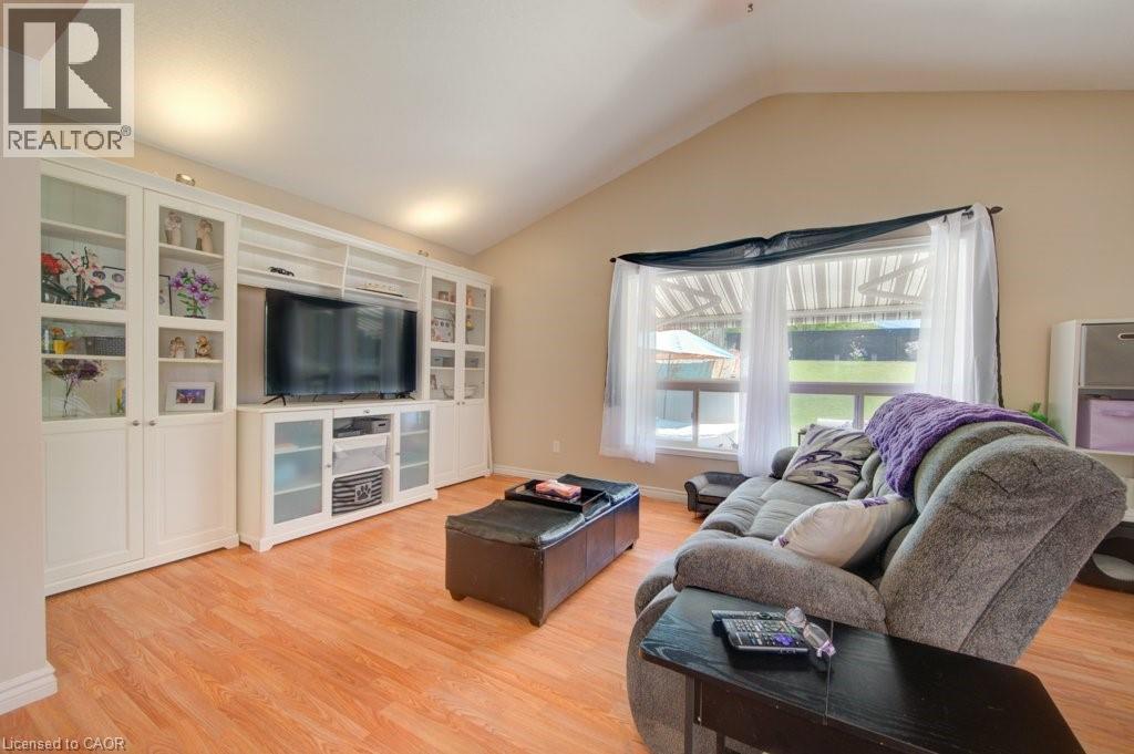602 Mortimer Drive, Cambridge, Ontario  N3H 5R7 - Photo 6 - 40834406