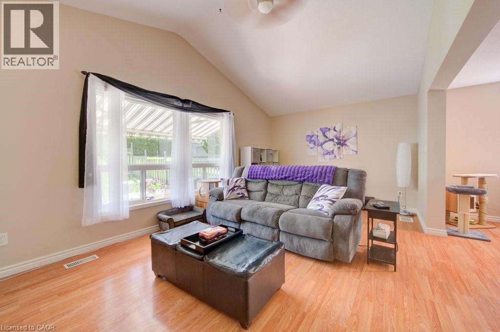 602 Mortimer Drive, Cambridge, Ontario  N3H 5R7 - Photo 7 - 40834406