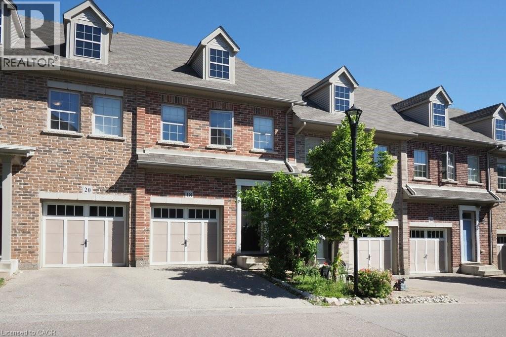 18 ROBERT PEEL Road, Kitchener, Ontario
