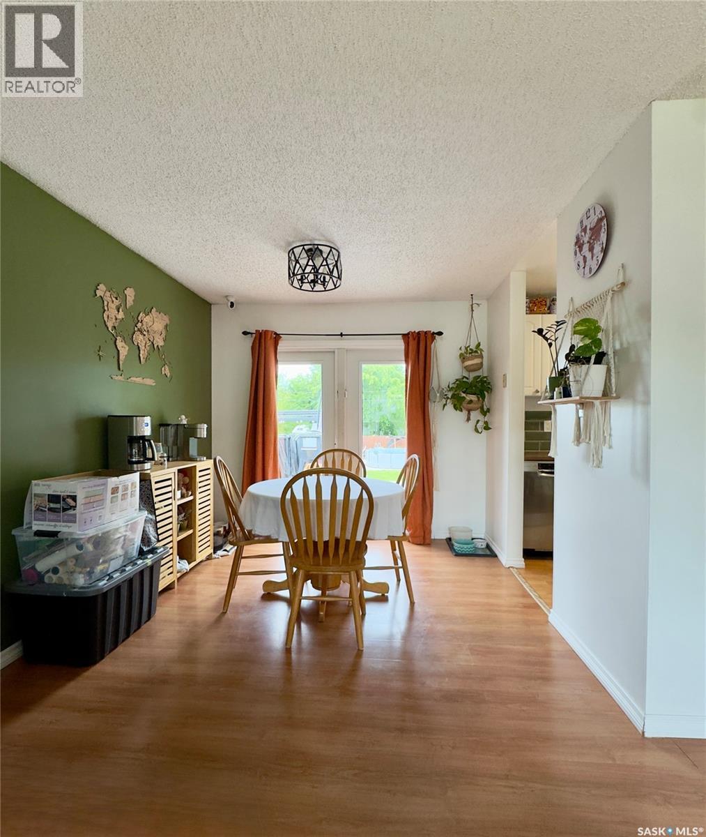 6007 Neufeld Avenue, Waldheim, Saskatchewan  S0K 4R0 - Photo 4 - SK040364
