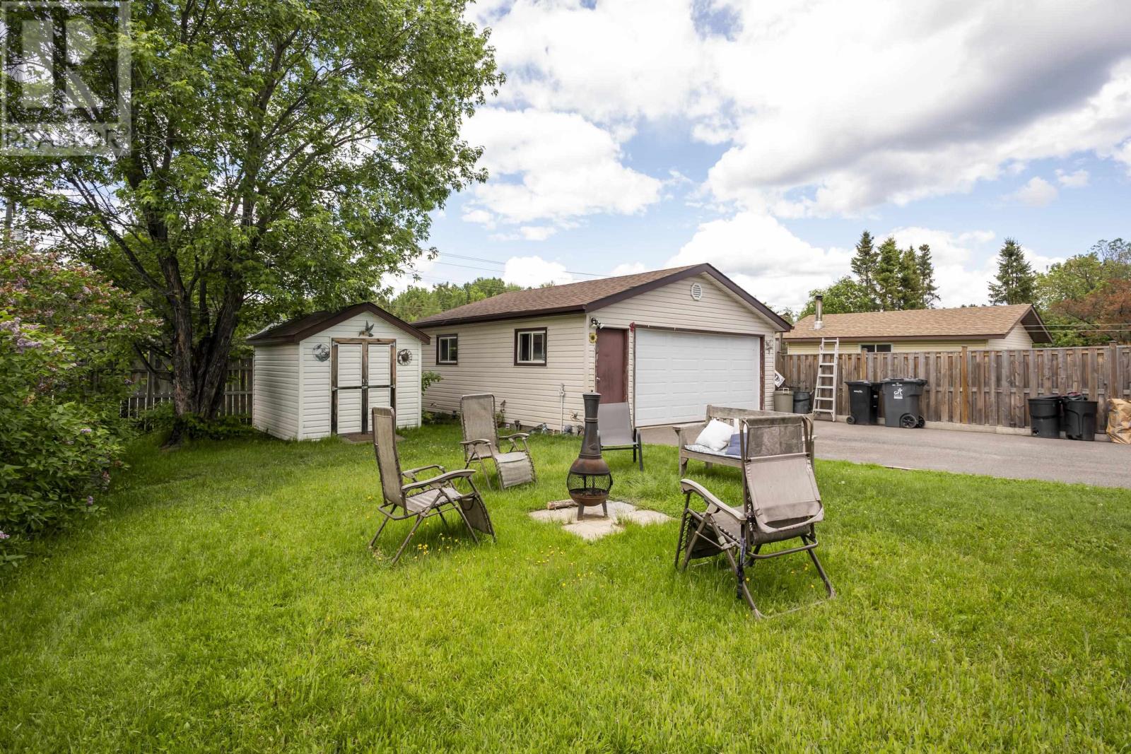 124 Welland St, Thunder Bay, Ontario  P7A 7T6 - Photo 4 - TB2601670