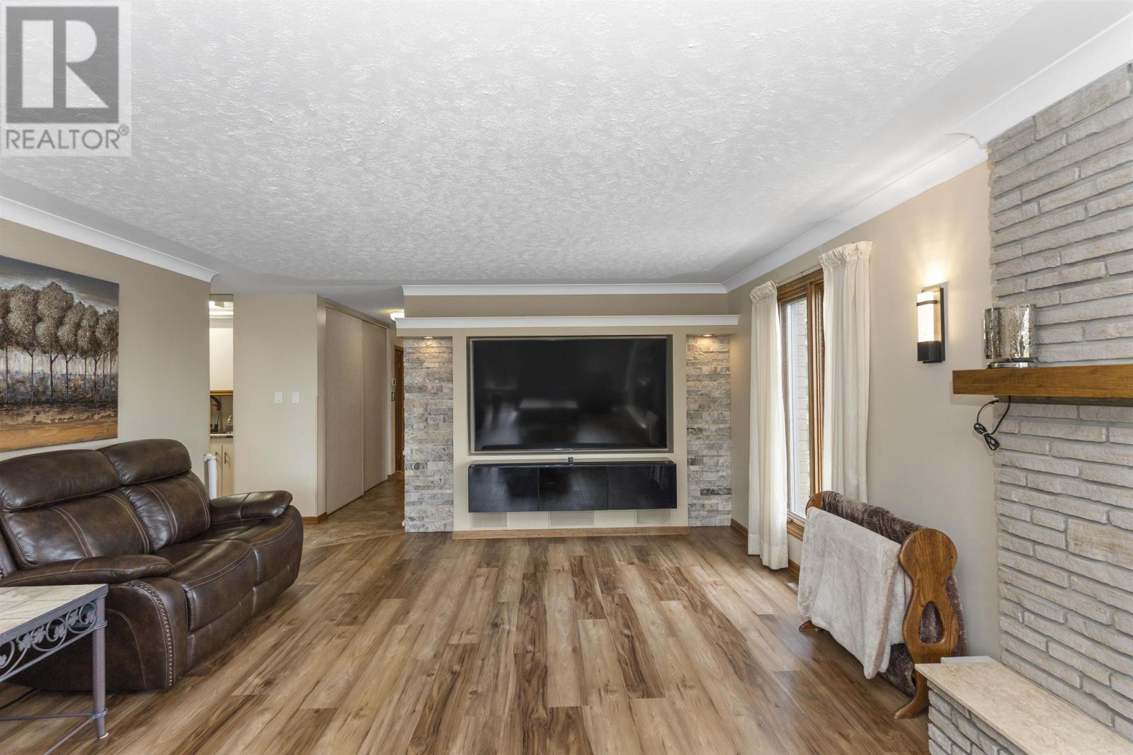 110 Albany St, Thunder Bay, Ontario  P7A 6Z2 - Photo 8 - TB2601665