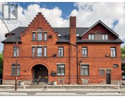 458 MARKHAM STREET, Toronto, Ontario